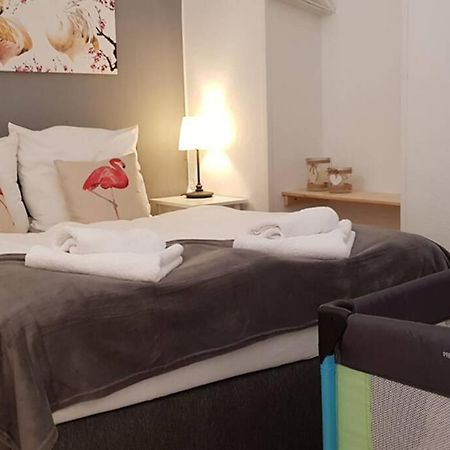 City Apartment Near Shooping Center, 6 Guests Berlín Exteriér fotografie